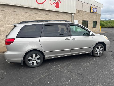 Used 2004 Toyota Sienna image 7