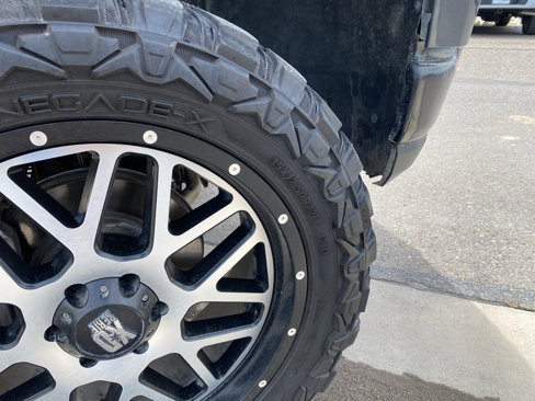 Used 2021 Chevrolet Silverado 1500 LT Trail Boss w/ Bed Protection Package image 3
