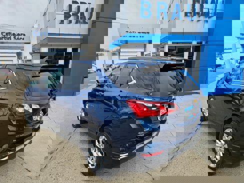 Used 2020 Chevrolet Equinox LT image 2