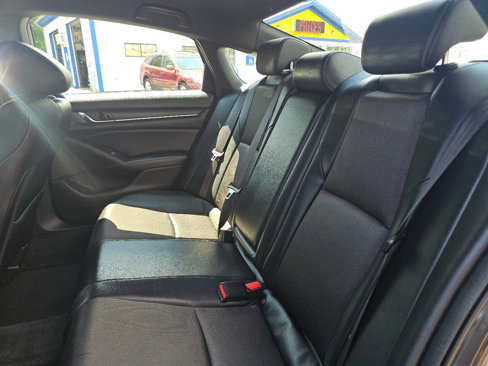 Used 2018 Honda Accord Sport image 34