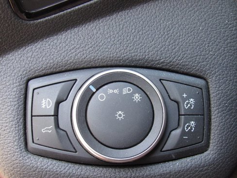 Used 2018 Ford Escape SEL image 30