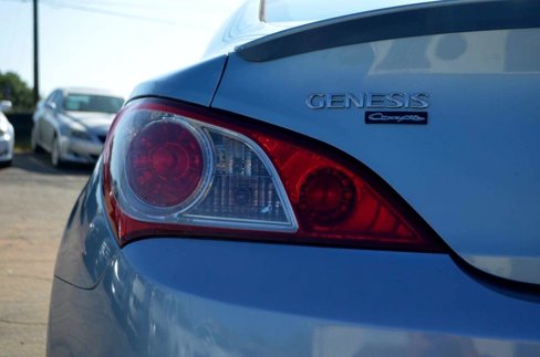 Used 2011 Hyundai Genesis 2.0T image 6
