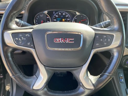 Used 2019 GMC Acadia Denali image 19