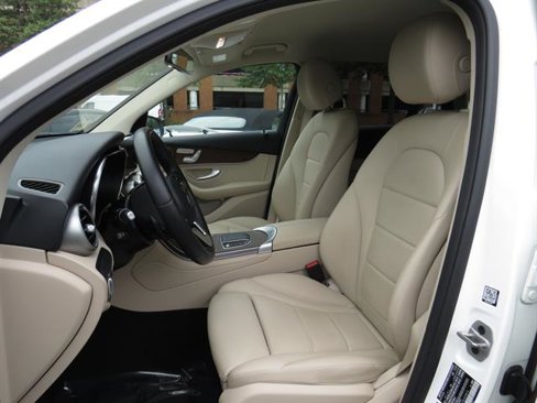 Certified 2022 Mercedes-Benz GLC 300 4MATIC image 19
