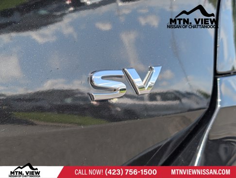 Used 2018 Nissan Rogue SV image 8