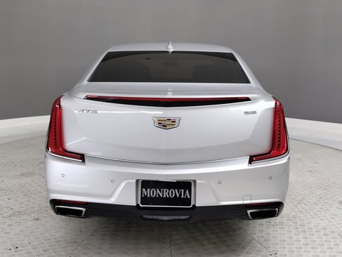 Used 2019 Cadillac XTS Luxury image 7