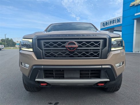 Used 2022 Nissan Frontier Pro-X image 9