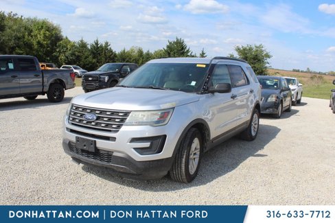 Used 2016 Ford Explorer FWD image 1