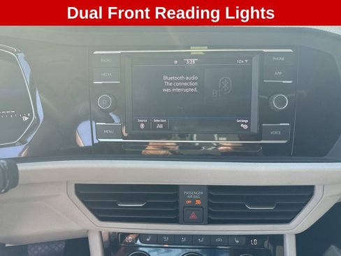 Used 2024 Volkswagen Jetta SE w/ Panoramic Sunroof Package image 15