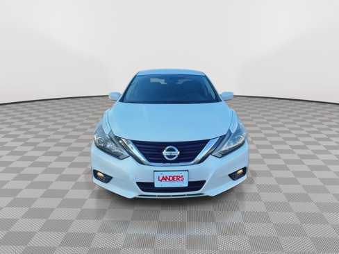 Used 2018 Nissan Altima 2.5 SR w/ SR Special Edition image 3