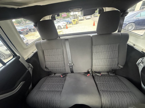 Used 2012 Jeep Wrangler Unlimited Rubicon w/ Connectivity Group image 24