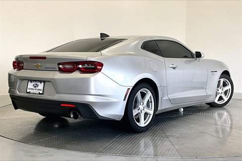Used 2019 Chevrolet Camaro LT image 2
