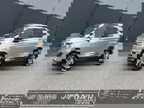 Certified 2024 Ford Edge Titanium image 5