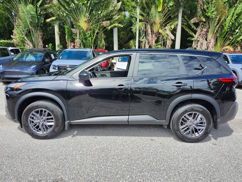 Used 2023 Nissan Rogue S image 4