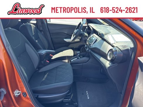 Used 2020 Nissan Kicks SV image 8