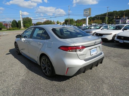 Used 2024 Toyota Corolla SE image 3