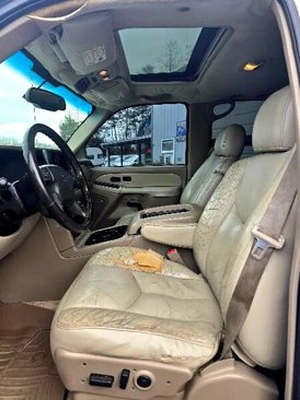 Used 2003 Chevrolet Suburban Z71 image 7
