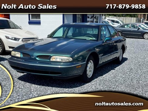 Used 1998 Oldsmobile 88 image 1