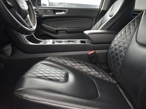 Used 2024 Ford Edge Titanium image 13