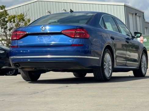 Used 2016 Volkswagen Passat 1.8T SE w/ Lighting Package (P06) image 8