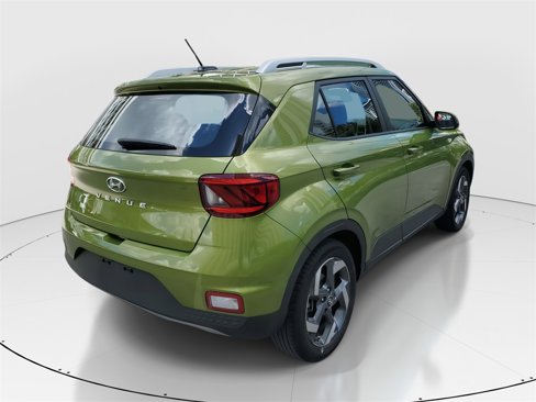 Certified 2023 Hyundai Venue SEL image 3