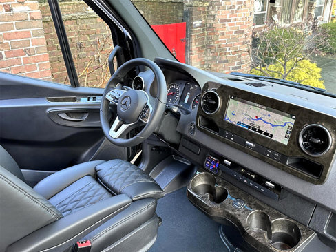 Used 2024 Mercedes-Benz Sprinter 3500 image 12