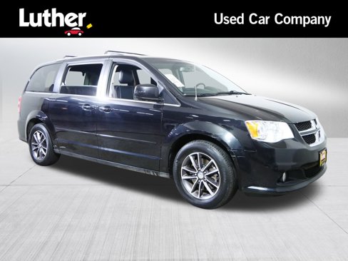 Used 2017 Dodge Grand Caravan SXT image 1