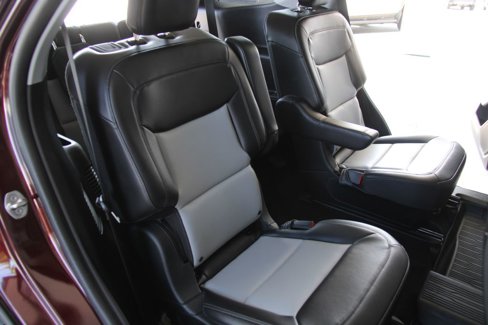 Used 2022 Ford Explorer XLT w/ Equipment Group 202A image 29