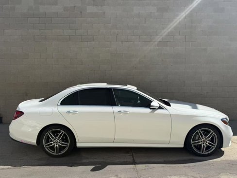 Used 2019 Mercedes-Benz E 300 image 4