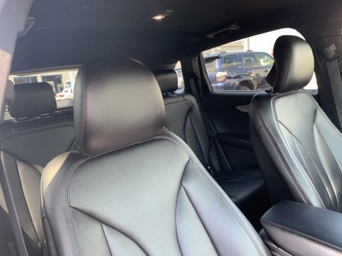 Used 2019 Lincoln Nautilus Premier image 21