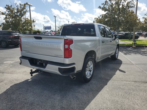 Used 2020 Chevrolet Silverado 1500 Custom w/ Custom Value Package image 4