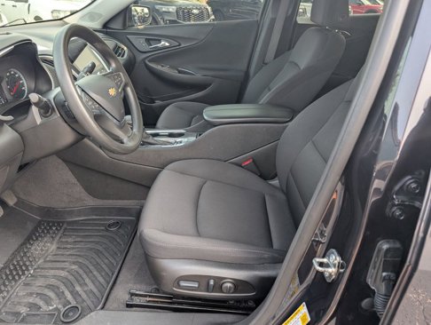 Used 2023 Chevrolet Malibu LT image 12