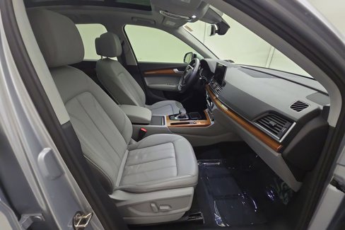 Used 2021 Audi Q5 2.0T Premium Plus w/ Premium Plus Package image 31