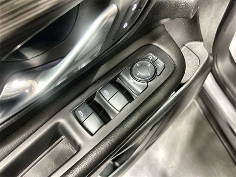 Used 2024 GMC Terrain SLE image 15