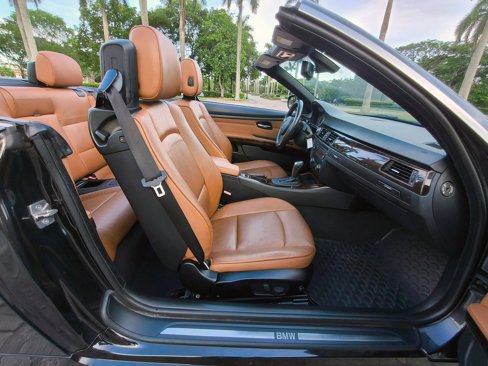 Used 2011 BMW 328i Convertible image 14