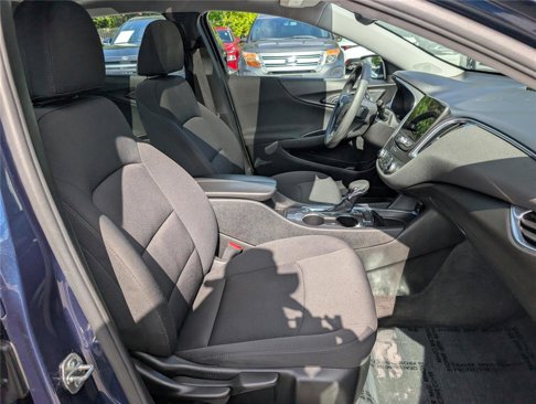 Used 2021 Chevrolet Malibu LT image 11