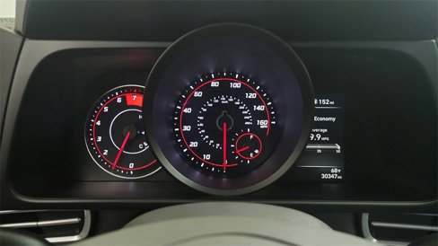 Used 2023 Hyundai Elantra SEL image 18