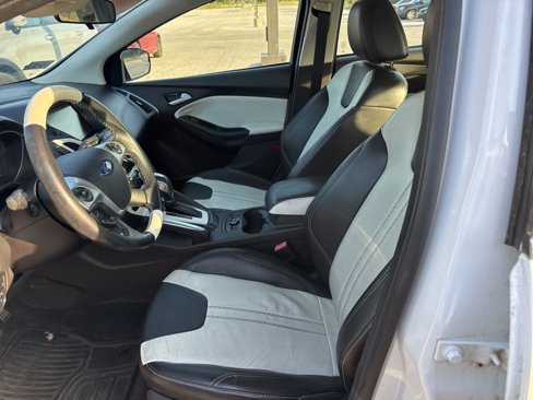 Used 2013 Ford Focus Titanium image 11