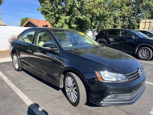 Used 2016 Volkswagen Jetta SEL w/ Lighting Package image 3