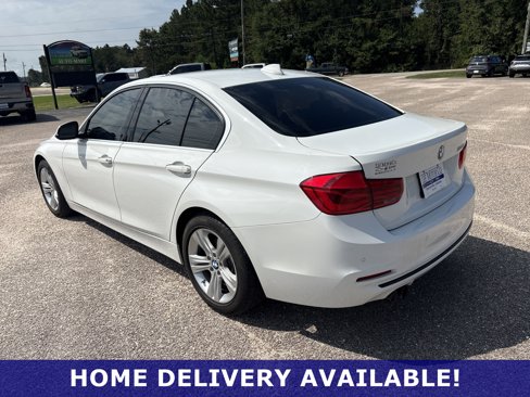 Used 2017 BMW 330i Sedan image 16