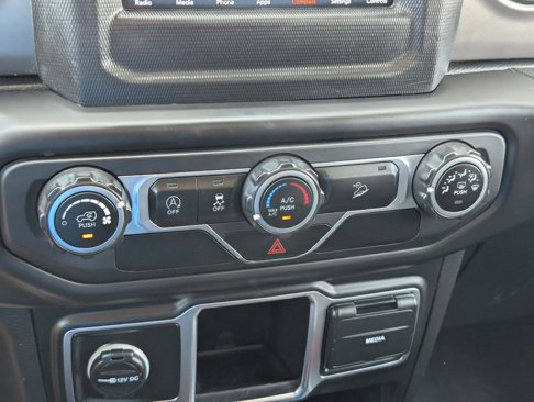 Used 2021 Jeep Wrangler Sport image 26