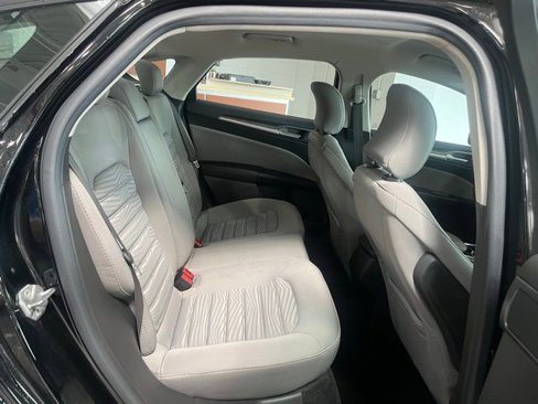 Used 2016 Ford Fusion S image 33