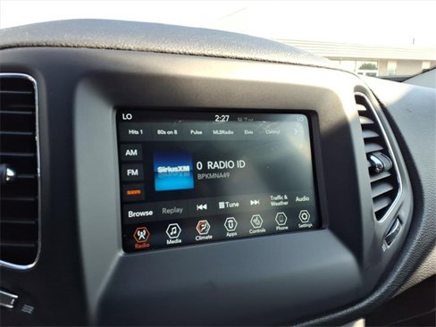 Used 2018 Jeep Compass Sport w/ Tech Group image 17