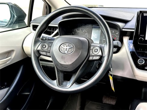Used 2023 Toyota Corolla LE image 27
