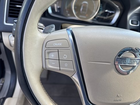 Used 2015 Volvo XC60 T6 w/ Protection Package image 49