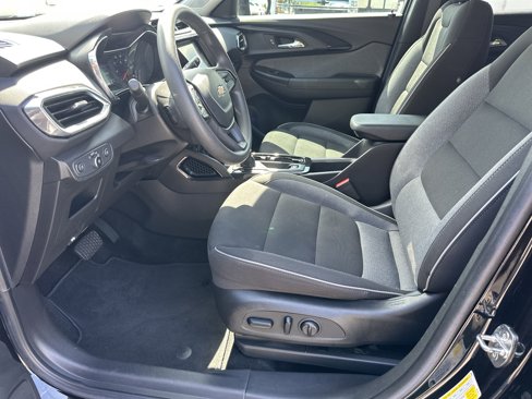 Used 2023 Chevrolet TrailBlazer LT w/ Convenience Package image 31