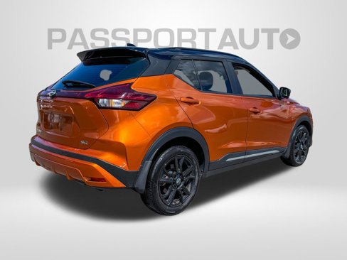 Certified 2022 Nissan Kicks SR w/ Interior Electronics Package image 7