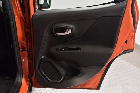 Used 2020 Jeep Renegade Sport image 30