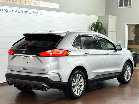 Used 2019 Ford Edge Titanium image 3