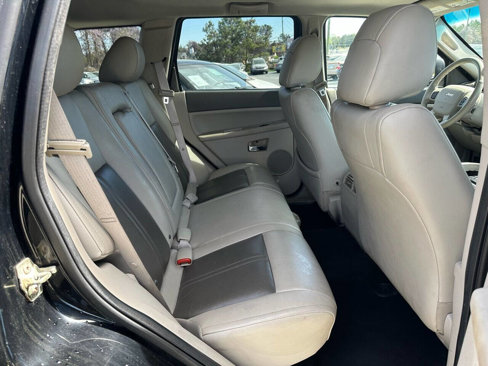 Used 2006 Jeep Grand Cherokee Limited image 12